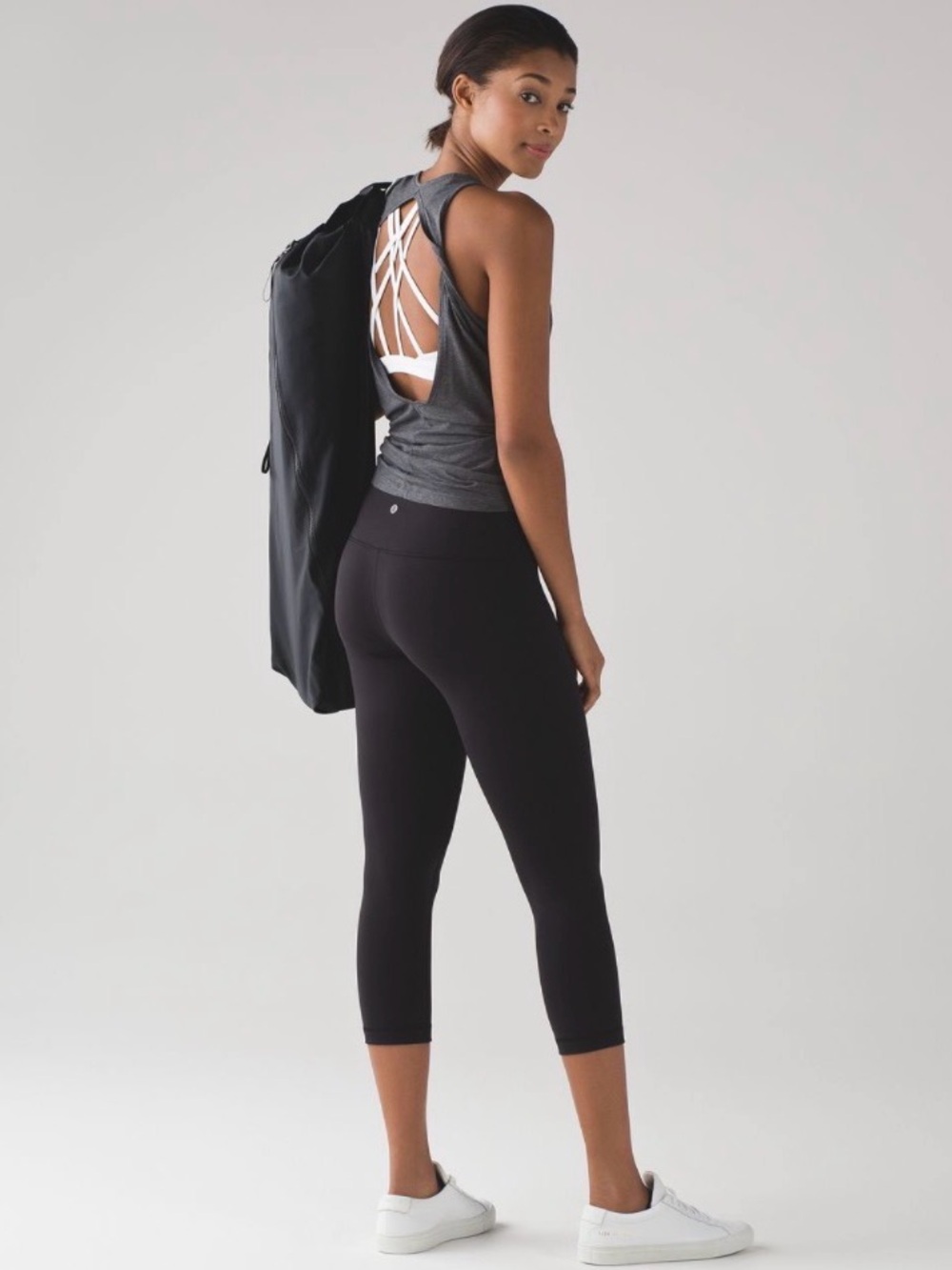Lululemon Leggings Sz 4 Black Wunder Under Crop Hi-Rise FullOn Luxtreme 21” Luon